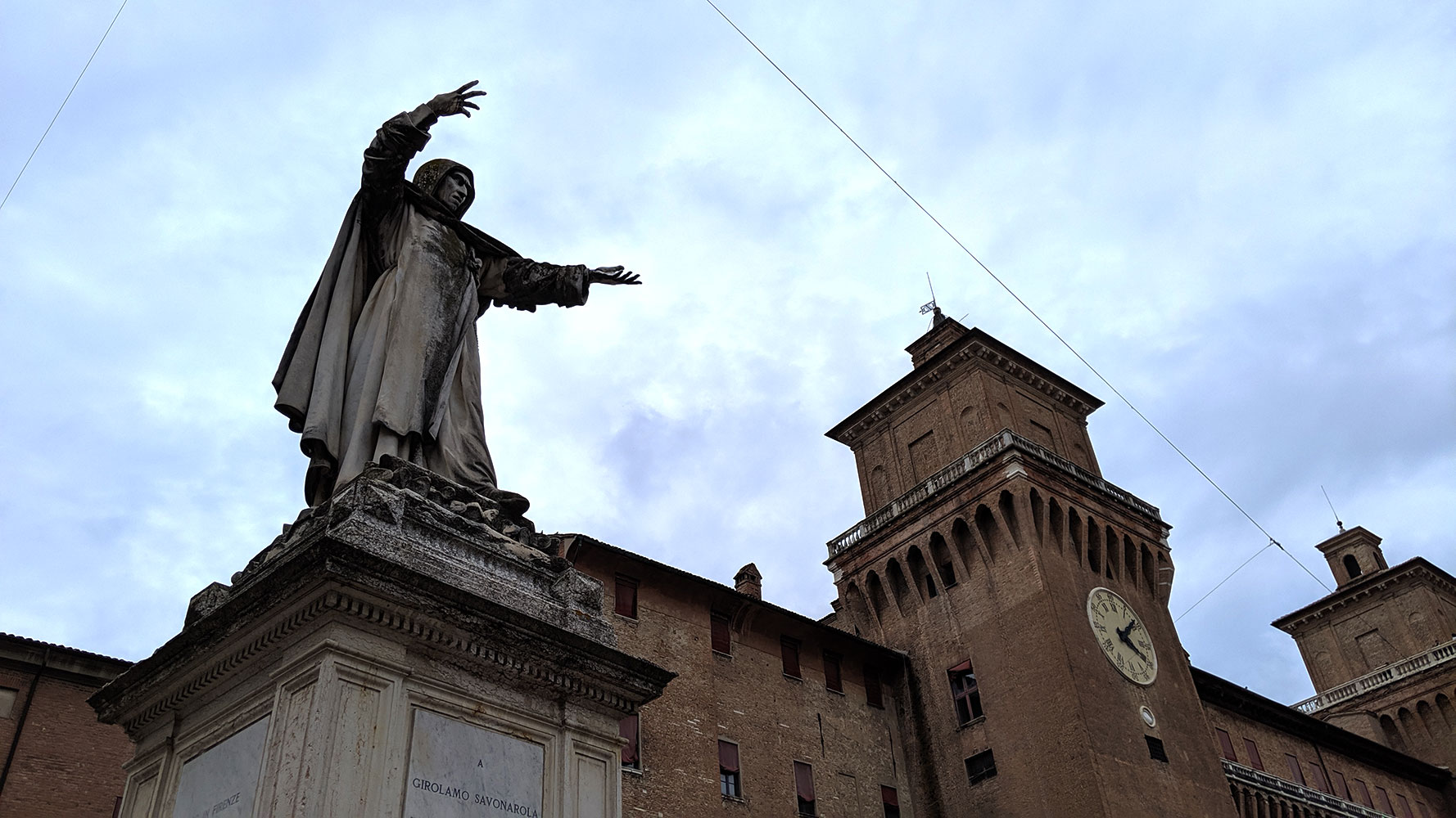 Piazza Savonarola